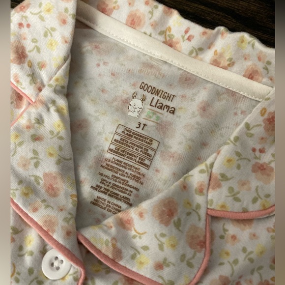 Girls Floral PJ Set with Scrunchie Size 3T - Picture 6 of 8